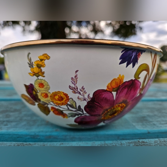 Mackenzie Childs Flower Market White Small Bowl - Picture 3 of 8